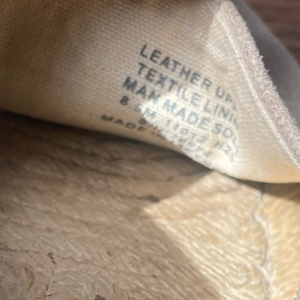 Tory Burch gorgeous authentic